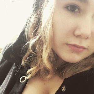 Meet your Posher, Alyssa